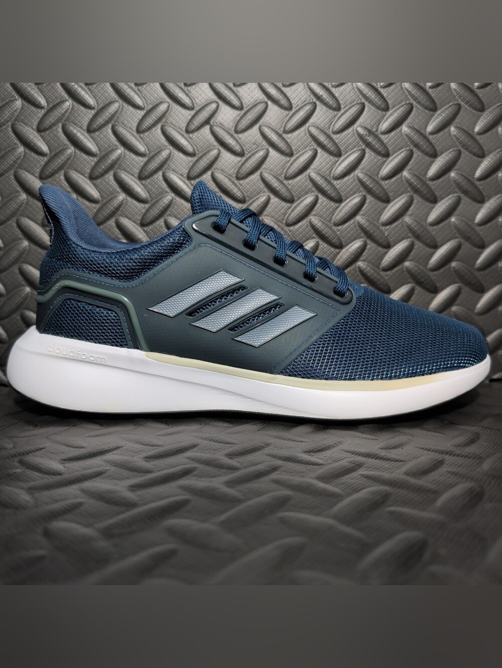 Adidas EQ19 Run Shoes H02038 Ultra-Breathable Cloudfoam Blue Size 10.5